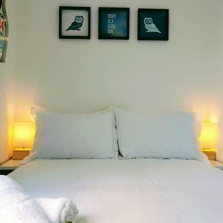 Oyo Lifestyle Wembar Hotel Londra Exterior foto