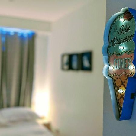 Oyo Lifestyle Wembar Hotel Londra Exterior foto